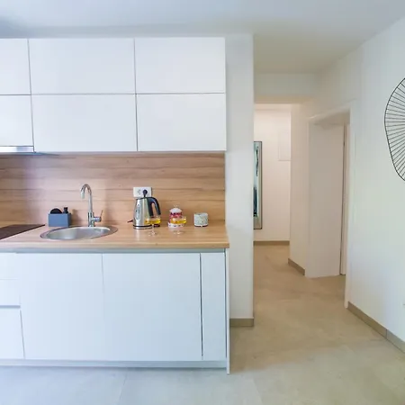 Stari View-free Parking Apartment Mostar