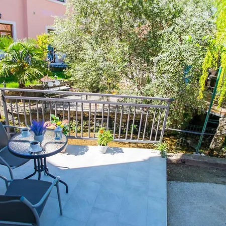 Stari View-free Parking Apartment *